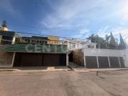 Venta de casa residencial en Villa Satélite La Calera,...