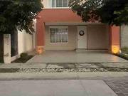 VENTA DE CASA RESIDENCIAL MAYORCA CON 3 RECAMARAS Al sur...