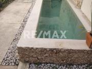 Venta de casa restaurada, amueblada, equipada y piscina...