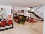 Venta de casa Sector Las Callejas. Area 421m2