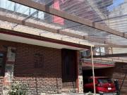 VENTA DE CASA SOBRE AVENIDA PRINCIPAL EN LA COLONIA...