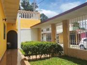 Venta de casa sola, Col. Del Empleado, Cuernavaca,...
