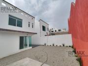 Venta de casa sola, Col. Lomas Tzompantle, Cuernavaca,...