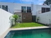 Venta de casa sola con alberc en Centro de Jiutepec, Morelos