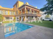 Venta de casa sola con alberca, Col. Vista Hermosa,...