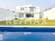 Venta de casa sola en el exclusivo Fracc.Brisas de...