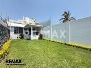 Venta de casa sola en el Fracc. Burgos, Temixco,...