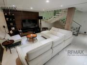 Venta de Casa sola en excelente ubicación en la Ciudad...