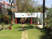 Venta de casa sola en Fraccionamiento con vigilancia...