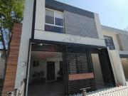 Venta de Casa ubicada estratégicamente en Guadalupe, NL