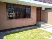 Venta De Casa Urb. Alfonso Cobian, Chaclacayo