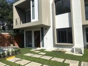 Venta de casas en condominio dentro de exlusivo...