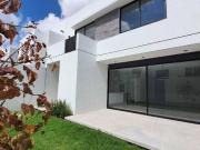 Venta de Casas en Grand Juriquilla, Diseño de Autor, 3...