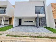Venta de Casas en Parque Anahuac de 3 rec?maras con 3...