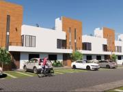 VENTA DE CASAS EN PRIVADA EXCLUSIVA DE SOLO 35 CASAS...