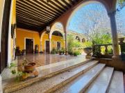 VENTA DE CASONA COLONIAL, CENTRO DE MERIDA YUCATAN