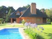 Venta de Chalet 5 o mas ambientes en Escobar El Cazador