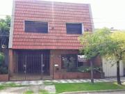 Venta de Chalet 5 o mas ambientes en Esteban Echeverría...