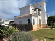 VENTA DE CHALET CON PISCINA PRIVADA LA TORRE GOLF RESORT