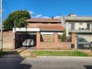 Venta de Chalet para refacción en Boulogne, San Isidro