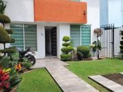 VENTA DE CONDOMINIO FRACC. JARDINES DE LA HACIENDA,...
