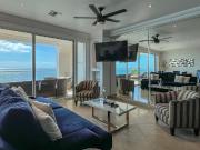 VENTA DE CONDOMINIO FRENTE AL MAR