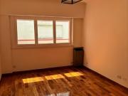 Venta de Departamento 2 ambientes con balcon frances y...