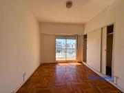 Venta de departamento 2 ambientes con balcón y cochera...