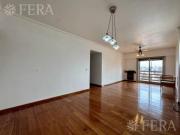 Venta Departamento 4 ambientes con balcón y cochera en...