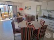 Venta Departamento de 4 ambientes con cochera y balcón...