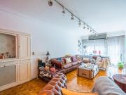 Venta de Departamento de 4 ambientes con dependencia en... Venta de Departamento de 4 ambientes con dependencia en...