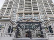 Venta de Departamento de 5 ambientes en CHATEAU Puerto...