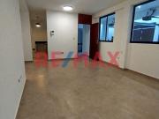 Venta De Departamento De Estreno En Cuarto Piso Con...