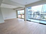 Venta de departamento de estreno en Surco