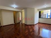 Venta Departamento En Segundo Piso Lince Con Estacionamiento