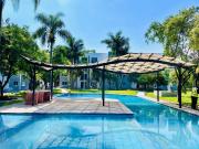 VENTA DE DEPARTAMENTO EN RESIDENCIAL CON ALBERCA EN...