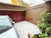 Venta de Departamento en Surco 1Er Piso a pocas cuadras... Venta de Departamento en Surco 1Er Piso a pocas cuadras...