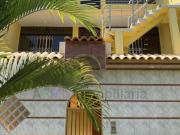 VENTA DE DEPARTAMENTO EN TERCER PISO Y FRENTE A PARQUE...