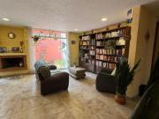 Venta de Departamento iluminado en planta baja en Miguel...