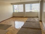 Venta de Departamento remodelado en Miraflores