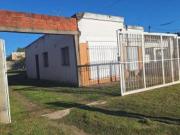 Venta de dos propiedades en villa elvira, ideal inversor