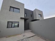 Venta de duplex a estrenar en Primaterra, Centenario
