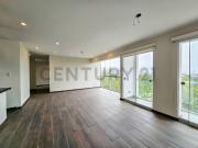 Venta de Duplex con terraza y área de parrillas frente...