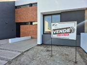 Venta de Duplex en Brisas de Manantiales 3 dormitorios Venta de Duplex en Brisas de Manantiales 3 dormitorios