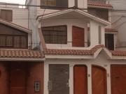 VENTA DE DUPLEX EN LA MOLINA EN ZONA UNIVERSITARIA CON...