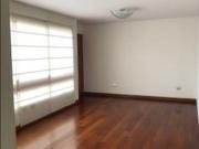 VENTA DE DUPLEX EN SURCO VISTA A CALLE A MEDIA CDRA....