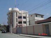 Venta de Edificio Comercial de Oficinas en Plena Av...