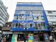 Venta de Edificio Comercial + Departamentos en el...