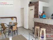 Venta de Edificio Comercial en avenida principal, en...