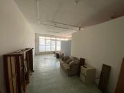 VENTA DE EDIFICIO con 2 deptos y 2 locales en esquina...